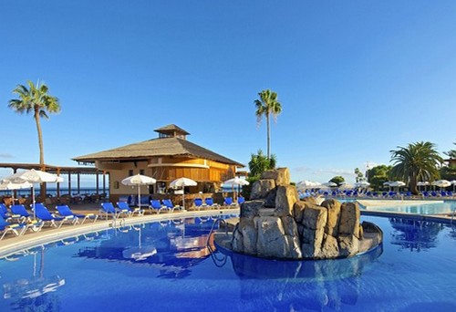 aloha-oceanfront-suite-resort-5