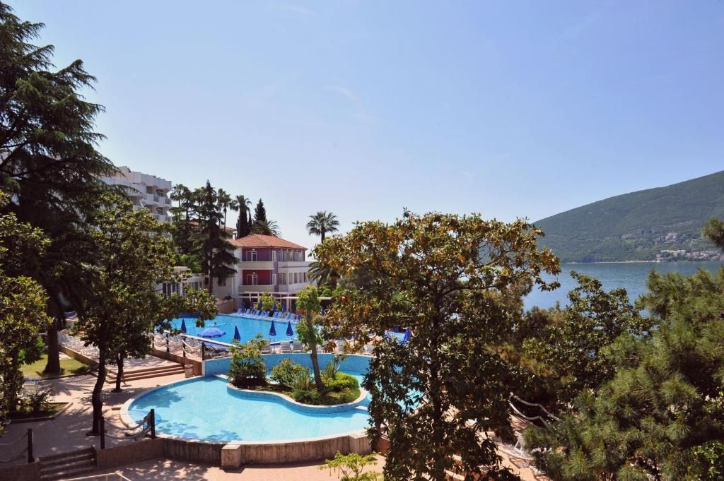 sun-resort-4