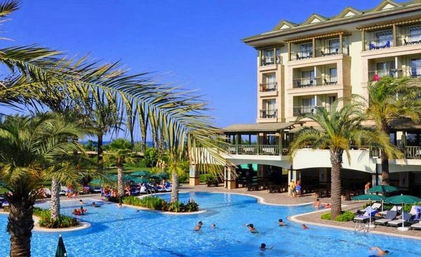 alva-donna-beach-resort-comfort-5