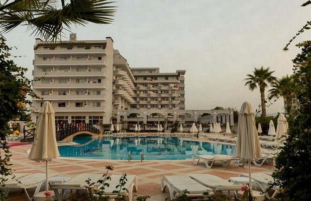 holiday-garden-resort-5