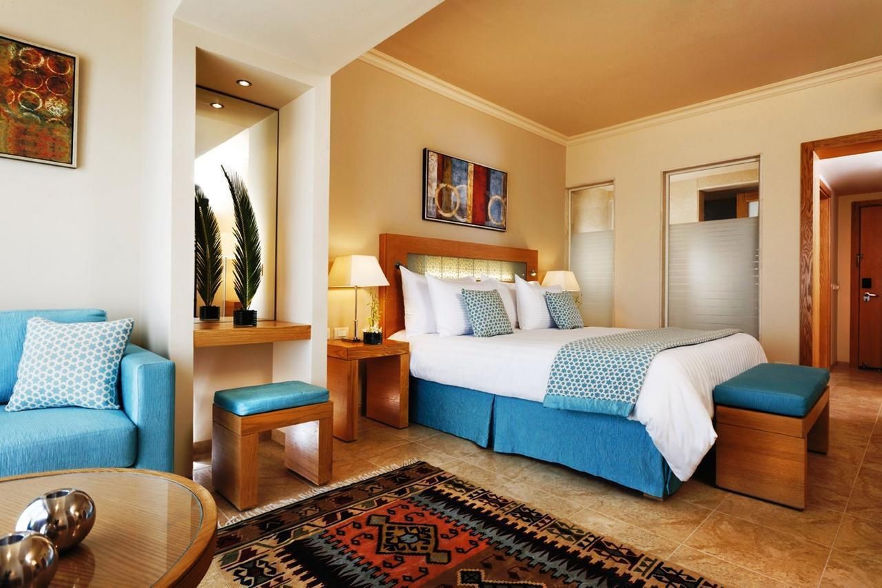 movenpick-resort-soma-bay-5
