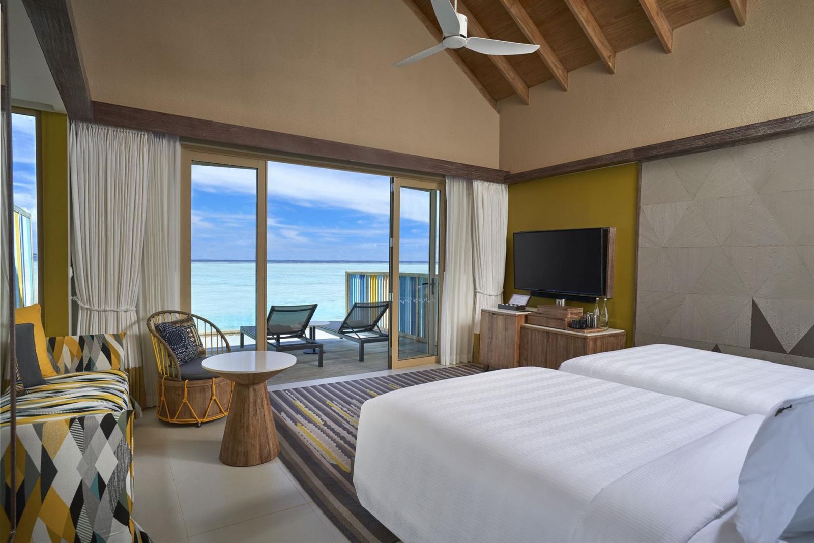 hard-rock-hotel-maldives-5