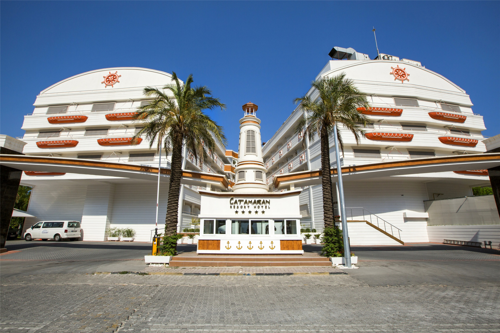 catamaran-resort-hotel-5