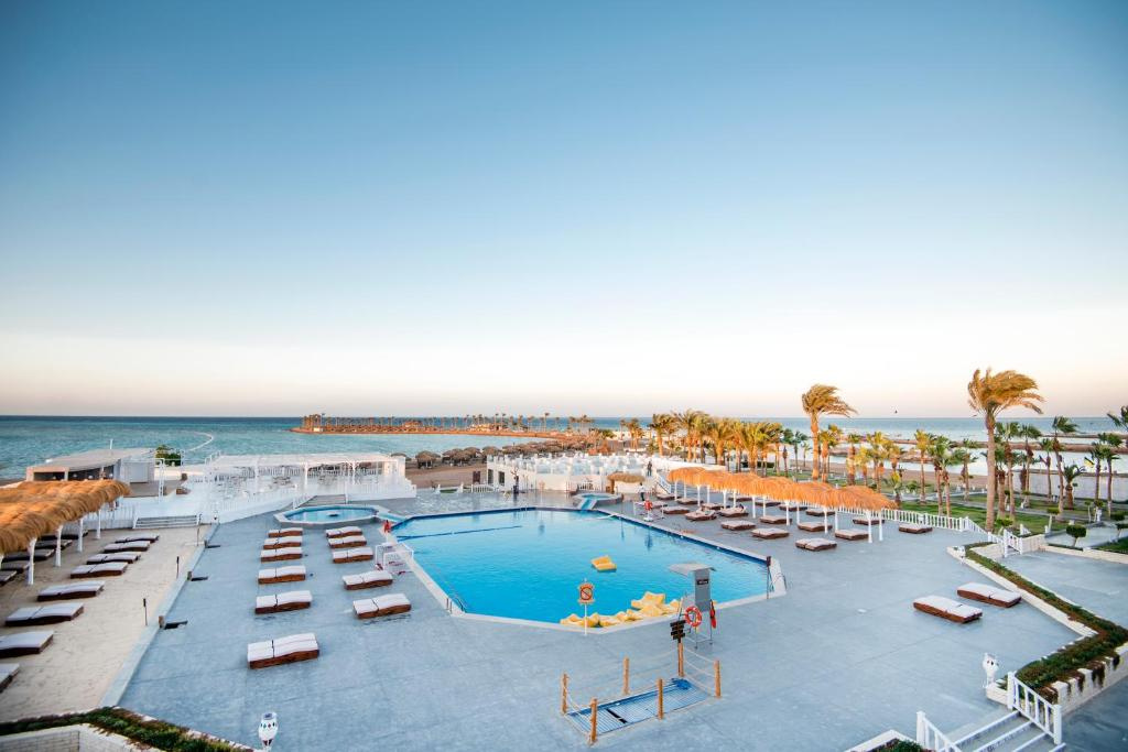 meraki-resort-4