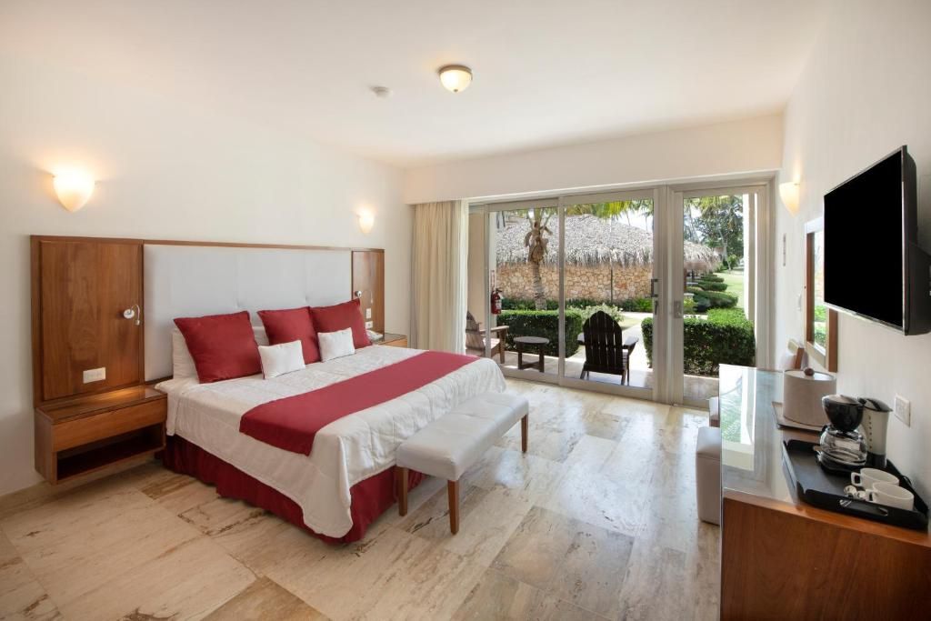 viva-wyndham-dominicus-beach-4