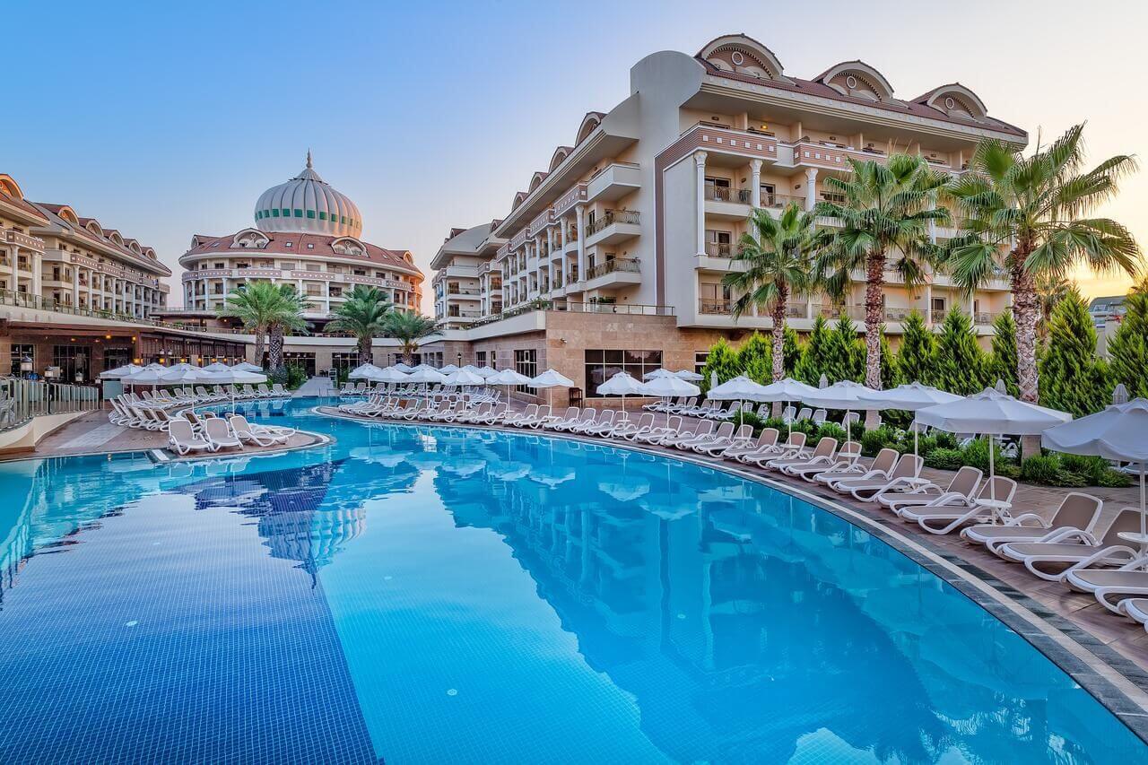 Тур в Kirman Belazur Resort & Spa 5*, Туреччина, 1970€