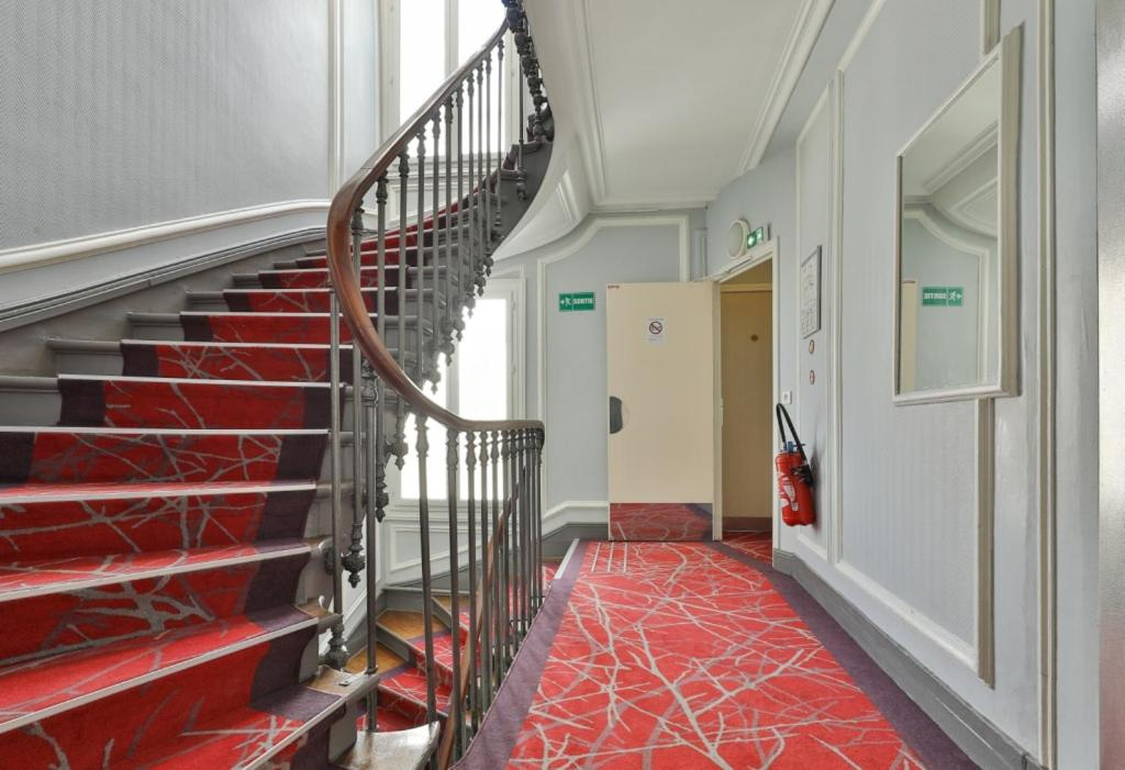 grand-hotel-de-turin-3