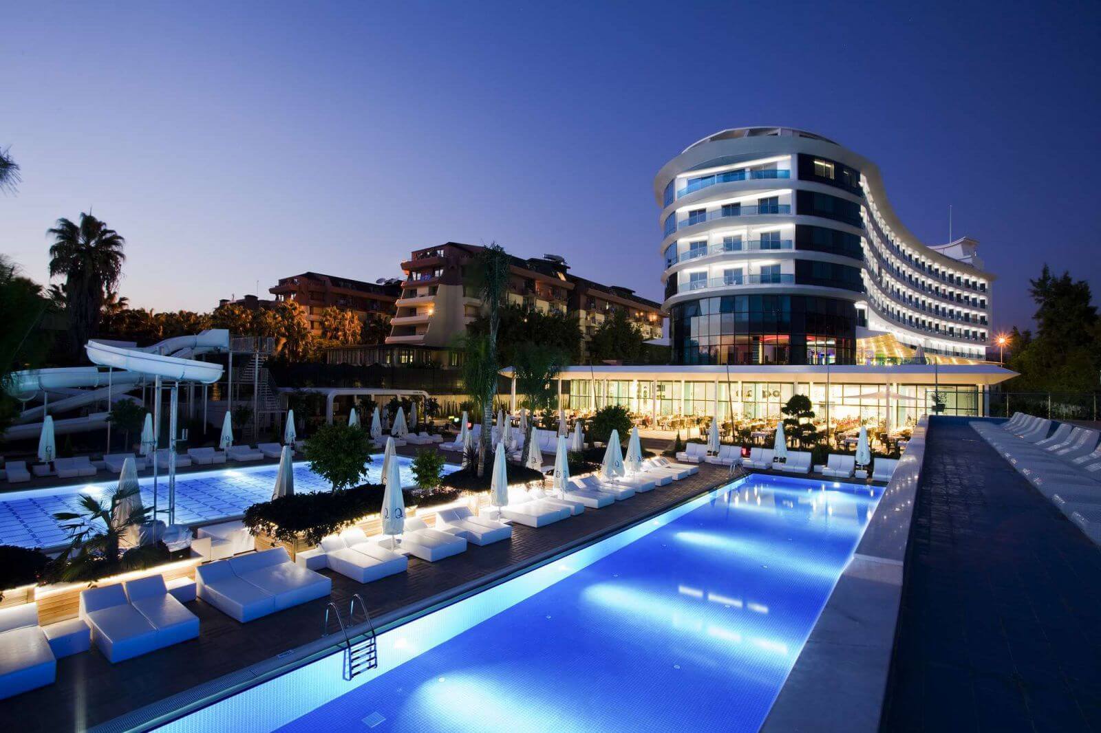 q-premium-resort-5