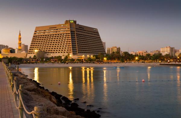 radisson-blu-fujairah-resort-5