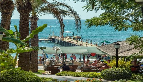 alva-donna-beach-resort-comfort-5