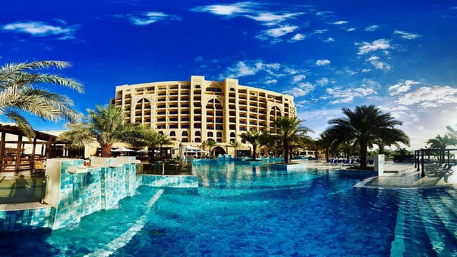 doubletree-by-hilton-resort-spa-marjan-island-5