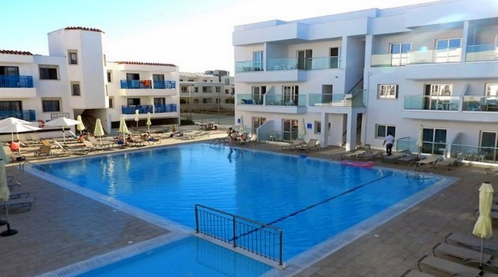 movenpick-al-mamzar-4