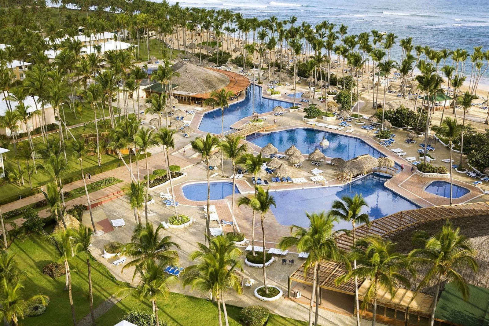 grand-sirenis-punta-cana-resort-casino-aquagames-5