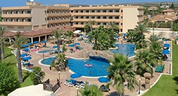 nissiana-hotels-and-bungalows-3