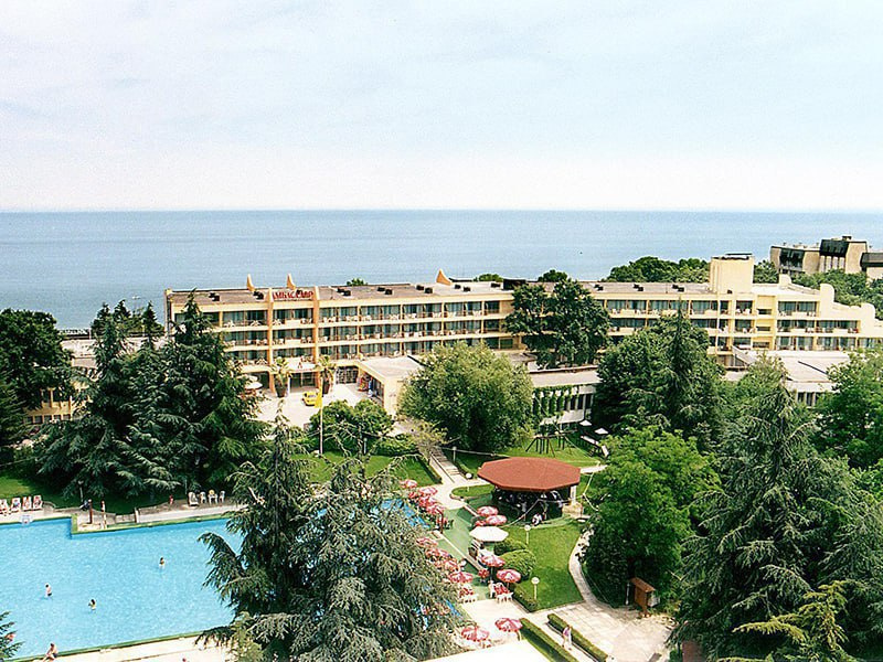 ambassador-3