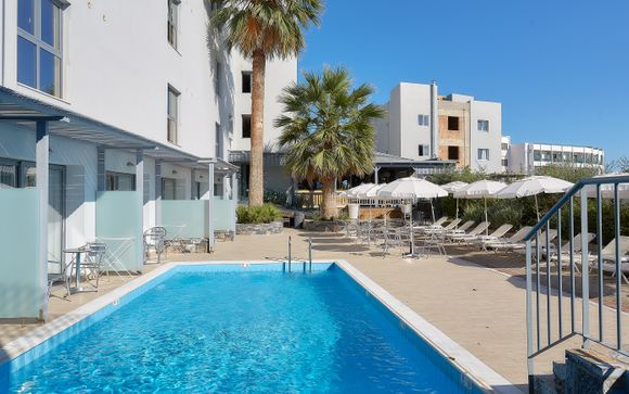 pollis-hotel-4
