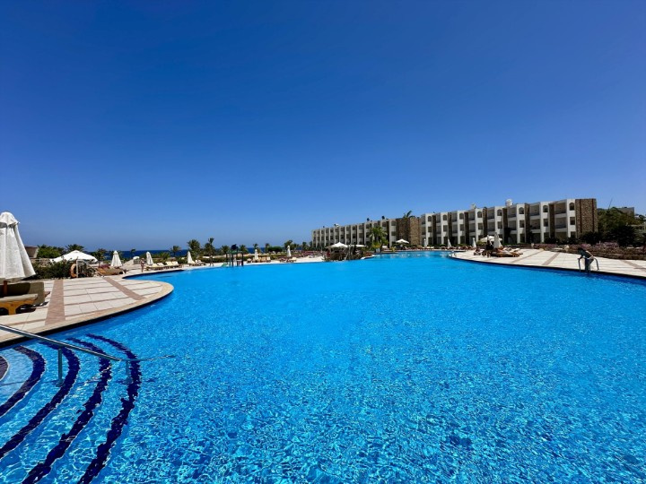 royal-brayka-beach-resort-5