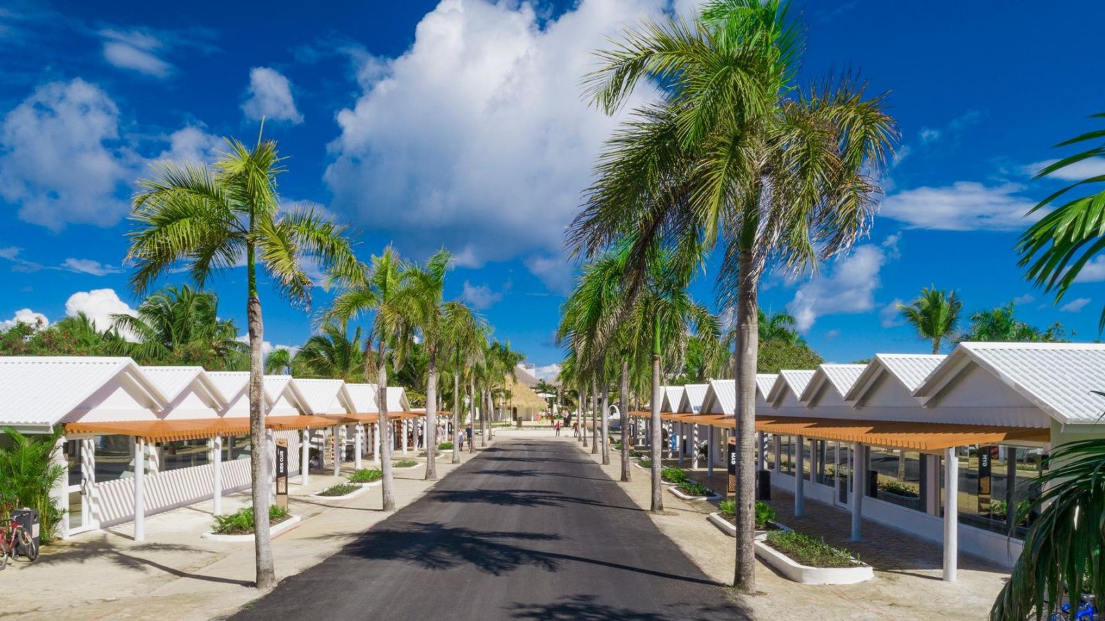 grand-sirenis-punta-cana-resort-casino-aquagames-5