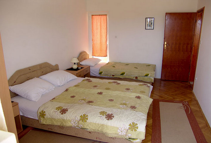 villa-strugar