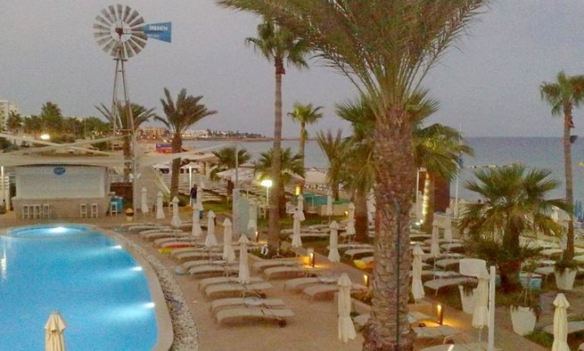 vrissaki-beach-hotel-4